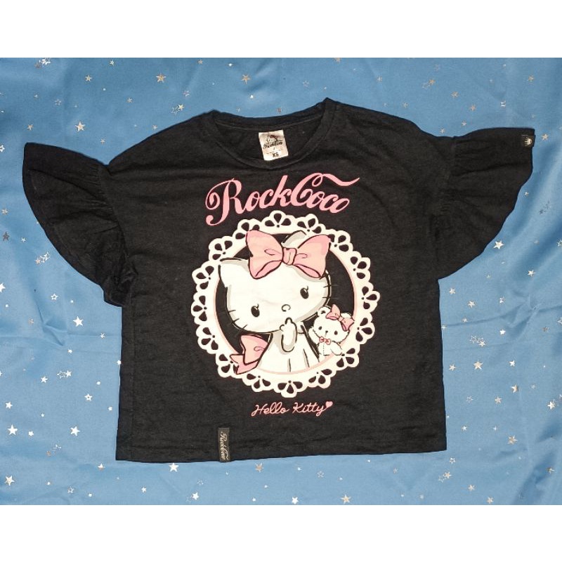 * 降價出清 ROCKCOCO × Hello Kitty 凱蒂貓 黑色 甜美 圓領 短袖 蝴蝶袖 短版 上衣 T恤