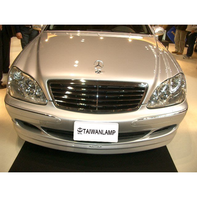 &lt;台灣之光&gt;全新BENZ W220 03 04 05年小改款專用原廠型電鍍黑水箱罩 S320 S500 S600