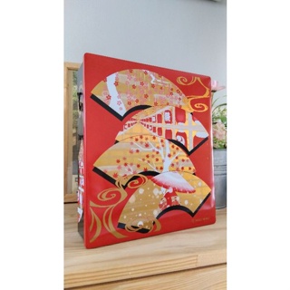 （售.空鐵盒）2023新年限定日本YOKU MOKU雪茄蛋捲的空鐵盒「日式圖繪」款 收藏