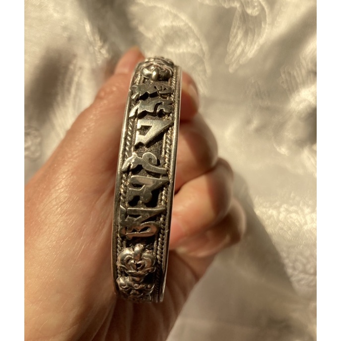 尼泊爾手工 925銀 立體藏文 六字大明咒 手鐲 莊嚴秀雅 ( 配戴 贈予 收藏 )
