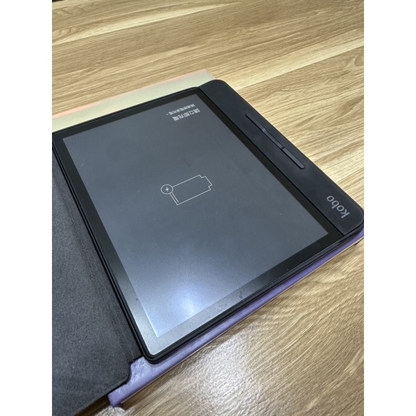 樂天Kobo Forma 32G 8吋電子書閱讀器 附原廠保護殼