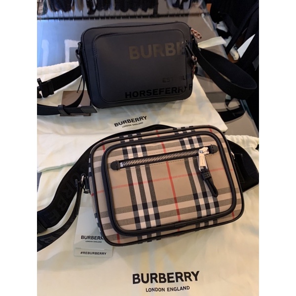 Limit精品✔️Burberry 經典 黑色字母logo、卡其格紋設計 男生 男款 側背包 斜背包 相機包