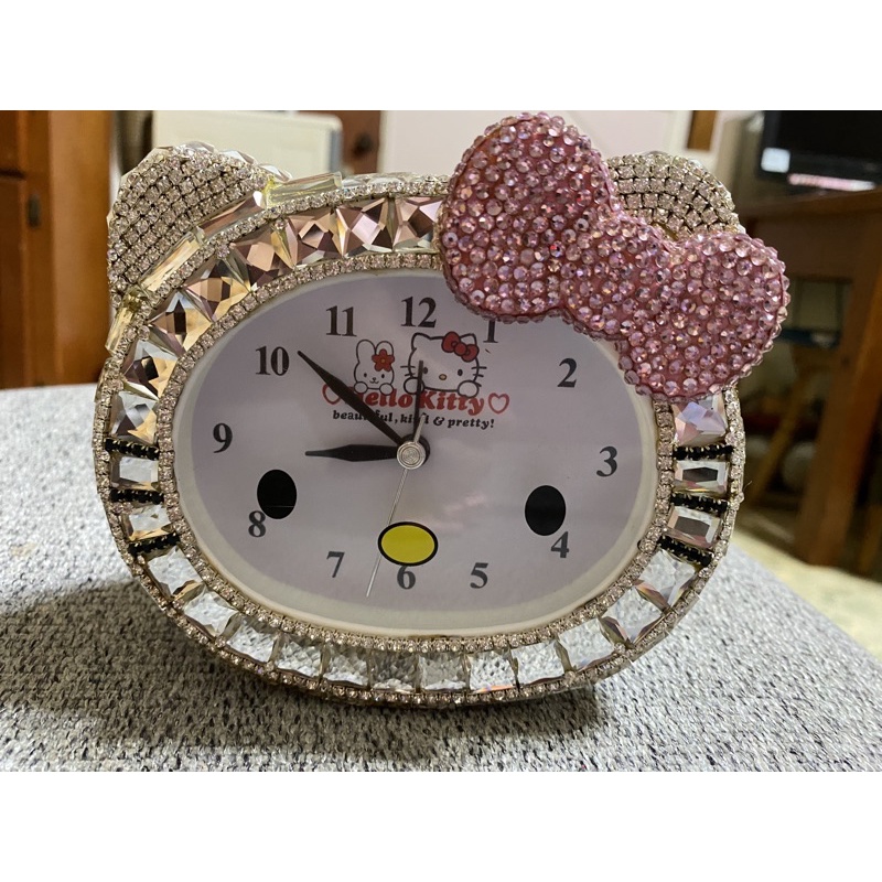 hello kitty日本購入鑽飾鬧鐘