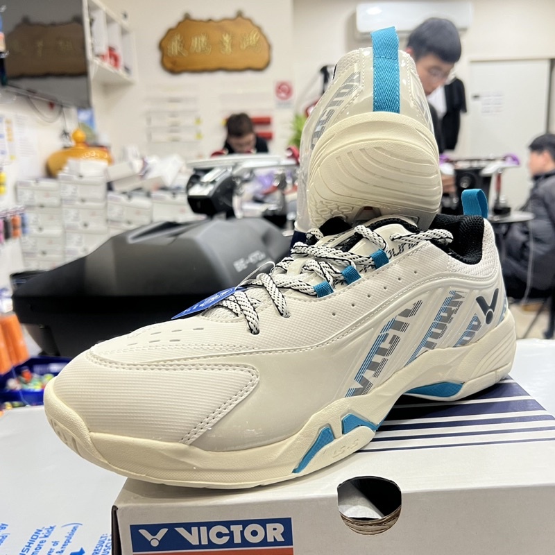 Victor勝利 STORM 奶油白 中階款 羽球鞋 訂價$2880 新品上市 店內現貨