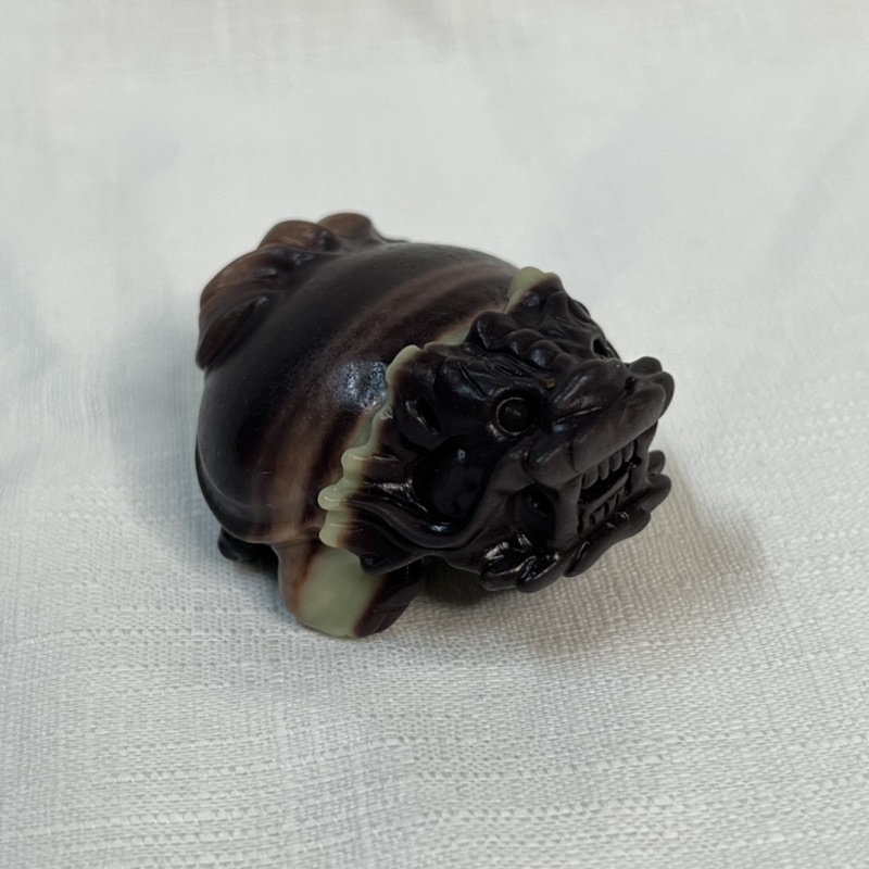 【洪爺的雜貨屋】天然晶礦-紫袍玉龍龜