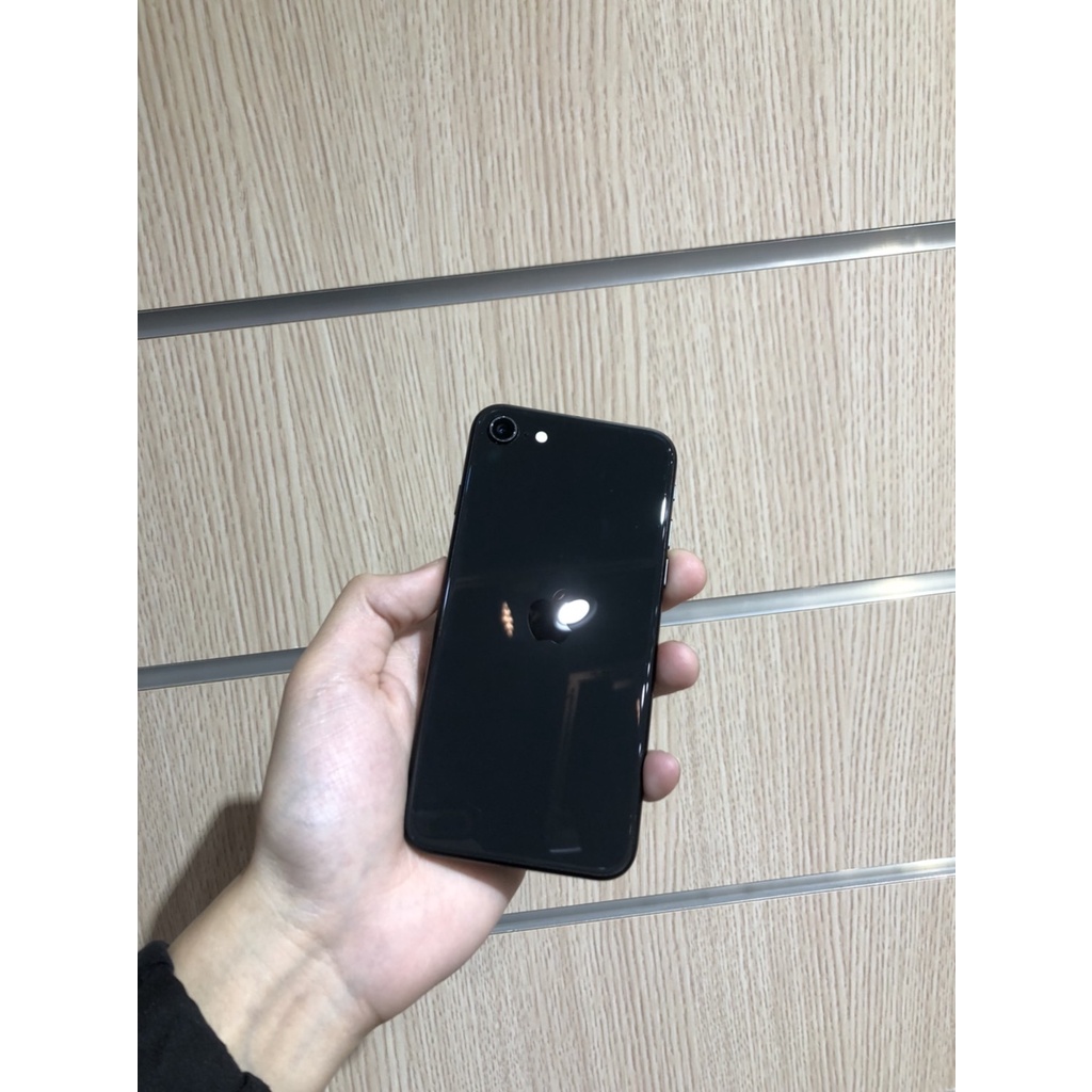 二手iPhone SE2 64G 黑色 九成新 近全新  二手機商家推薦 工作機 近全新