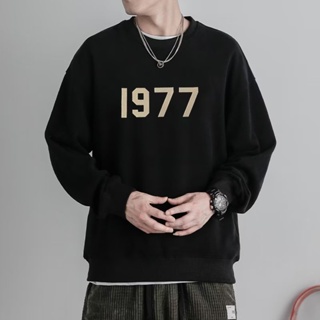 【M-5XL】 大尺碼1977印花大學T男士春秋季韓版寬鬆圓領薄款長袖上衣