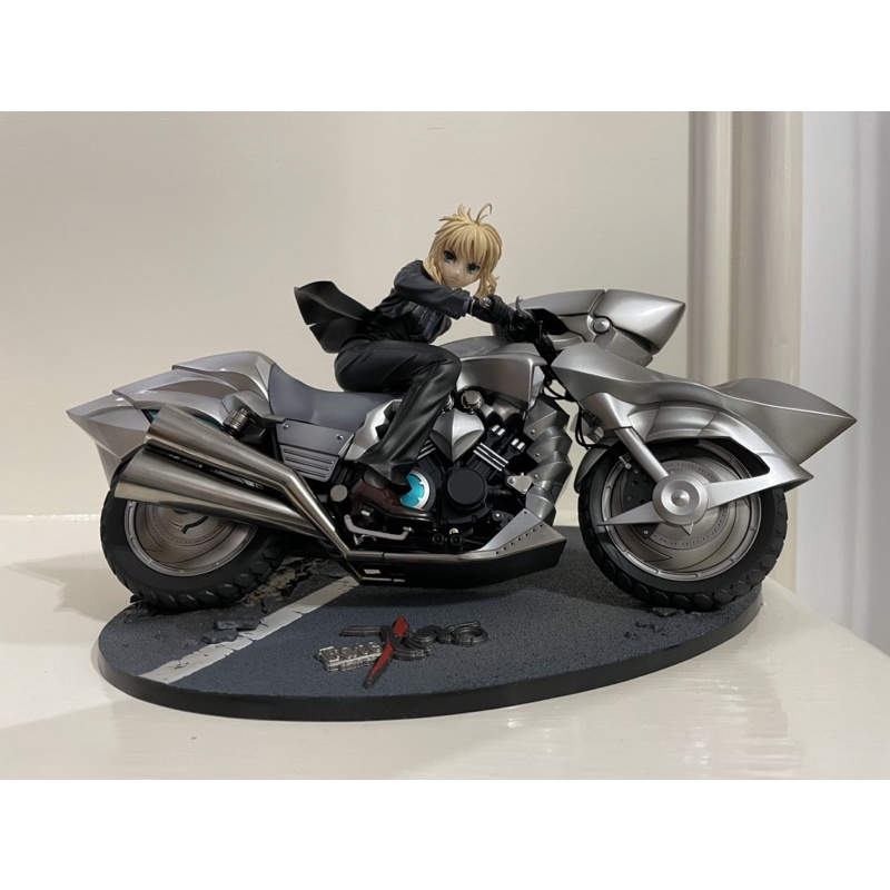 二手再販 代理版 GSC Fate/Zero Saber 賽巴+重機 機車 V-MAX 1/8 PVC