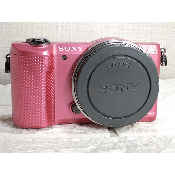 SONY A5000 微單相機售3200元(單機身、功能正常)
