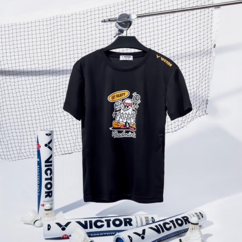 【凱將體育羽球店】VICTOR 羽球人插畫 T-Shirt T-2305 A/C 羽球衣 勝利 休閒 球衣