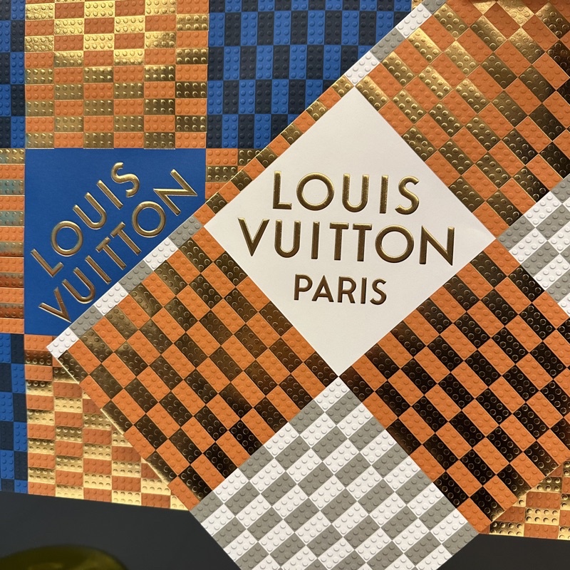 路易威登Louis Vuitton LV聖誕節限量紙袋 全新未使用 樂高