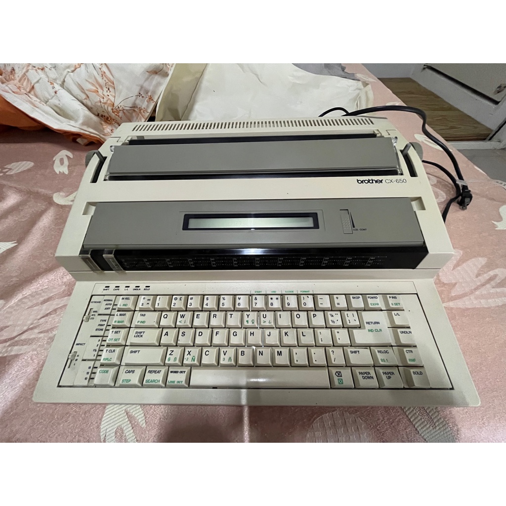 電動打字機Brother CX650 傳統打字機 復古 日產經典 可按按鍵可動 保存良好 收藏品割愛 稀有品傳統打字機