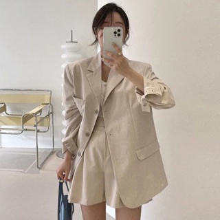 ROVE[輕奢高級]韓國chic簡約氣質翻領長袖西裝外套+高腰壓褶設計寬版短褲套裝女