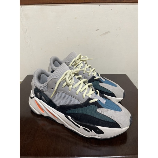 Adidas Yeezy boost 700 初代 us10 28cm 缺原盒 8成