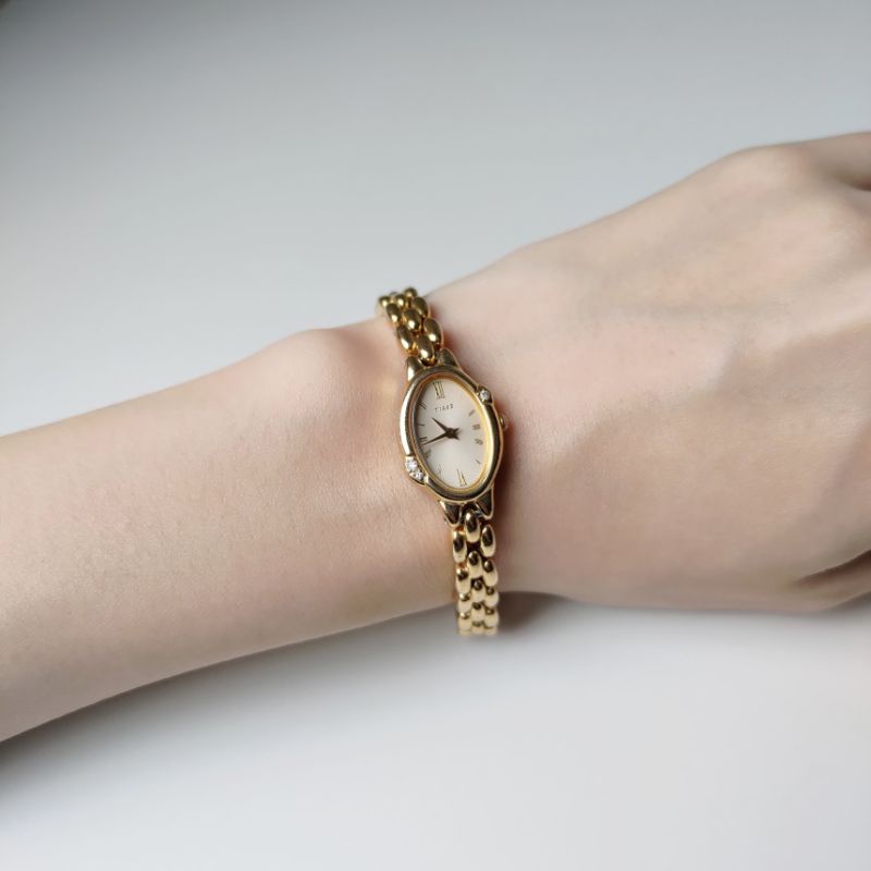 SY Vintage | 精工 SEIKO TISSE 橢圓不對稱鑲鑽小金錶 古董錶