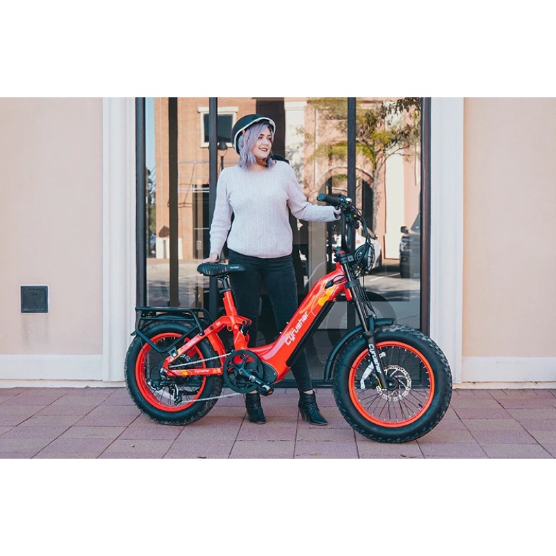 日本Cyrusher Ovia搭載強大的八方750W 52V17Ah鋰電池4.0胖胎雙懸架，圖片僅供參考以實車為主