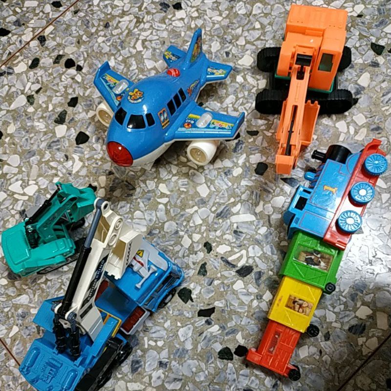 玩具車 挖土機 飛機 湯瑪士火車 二手玩具 正版湯瑪士 玩沙挖土機 滿百出貨