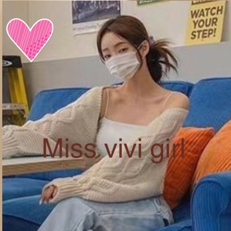 Miss vivi girl-韓國流行短版卡其色毛衣短版外套/米，黑，綠，藍，粉/Free size/發訊訂購