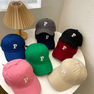 12133 |7色| P字母時尚刺繡軟頂鴨舌帽子顯臉小情侶棒球帽