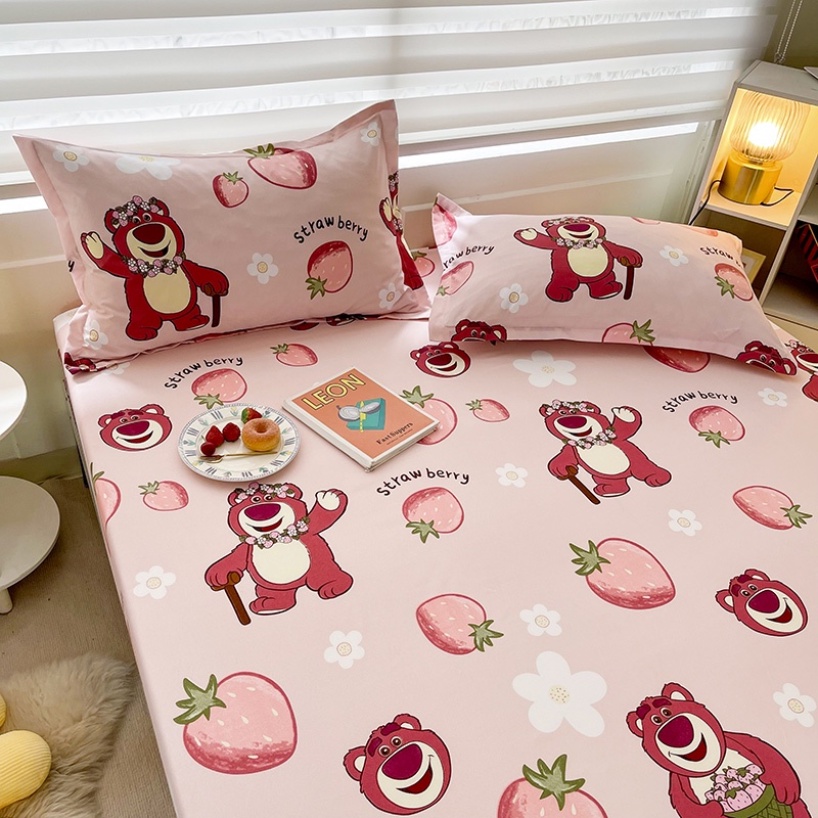裸睡級卡通單床笠 草莓熊熊床罩 床套 迪士尼水洗棉床包組 雙人床包 加大床包 枕頭套 可愛 有鬆緊帶 防蟎吸溼排汗