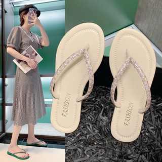 「Chicwalks女鞋店」 韓版夾腳拖鞋女新款水鑽涼拖鞋 夾腳拖鞋 夏季外穿女生拖鞋 平底夾腳拖鞋 百搭夾腳拖 沙灘
