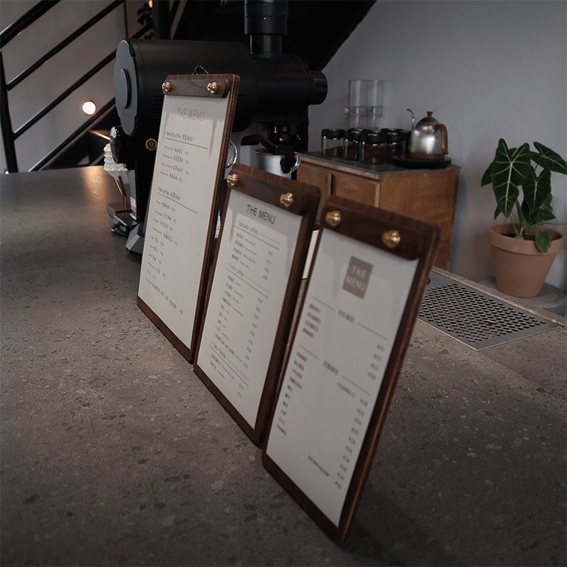 立式菜單夾板 A4價目展示牌咖啡店餐廳吧台桌面立牌夾紙架紙張收納板實木菜單設計定制