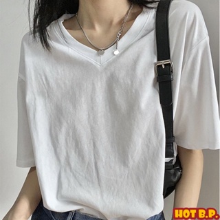 【HOT 本舖】M-2XL 素色基礎款含棉T恤女 夏季新款短袖恤 休閒百搭白色素t 黑色圓領上衣 大碼T恤女