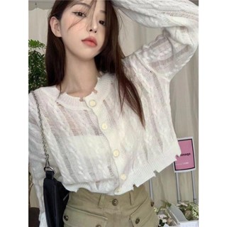 【JODIES】白色薄款透膚針織開衫女 夏季長袖防曬衫空調衫 韓系短款針織上衣外套 圓領休閒洞洞針織衫 女生短款長袖上衣
