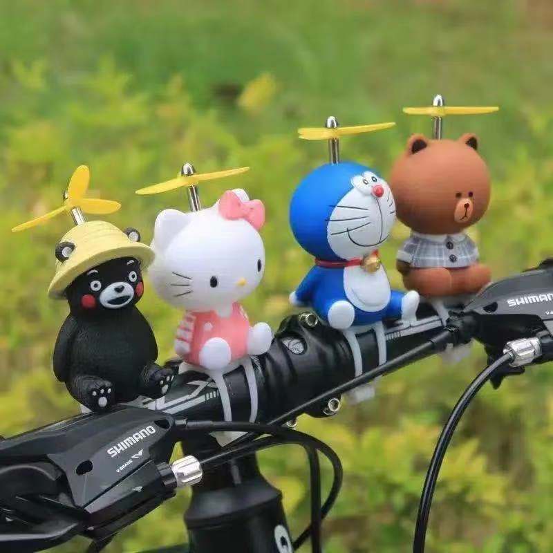 哆啦夢 Hello Kitty 熊棕色掛飾摩托車自行車自行車電動鴨哆啦A夢皮卡丘小黃人掛飾帶輕型自行車自行車電池裝飾摩托