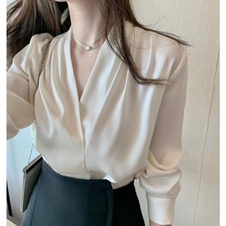 【桃喜Rich現貨】白色多色春夏季v領緞面襯衫通勤正裝顯瘦長袖無袖女上衣設計感小眾職業裝白襯衣女裝高階感