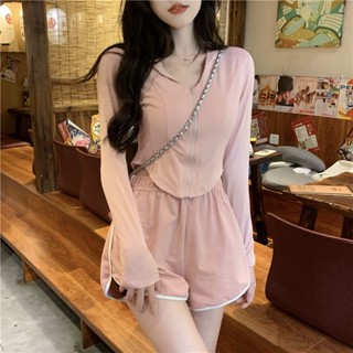 【JODIES】女生休閒套裝 弧形下擺純欲修身運動長袖連帽外套+休閑短褲兩件套 韓系粉色套裝 帽T+短褲懶人套裝