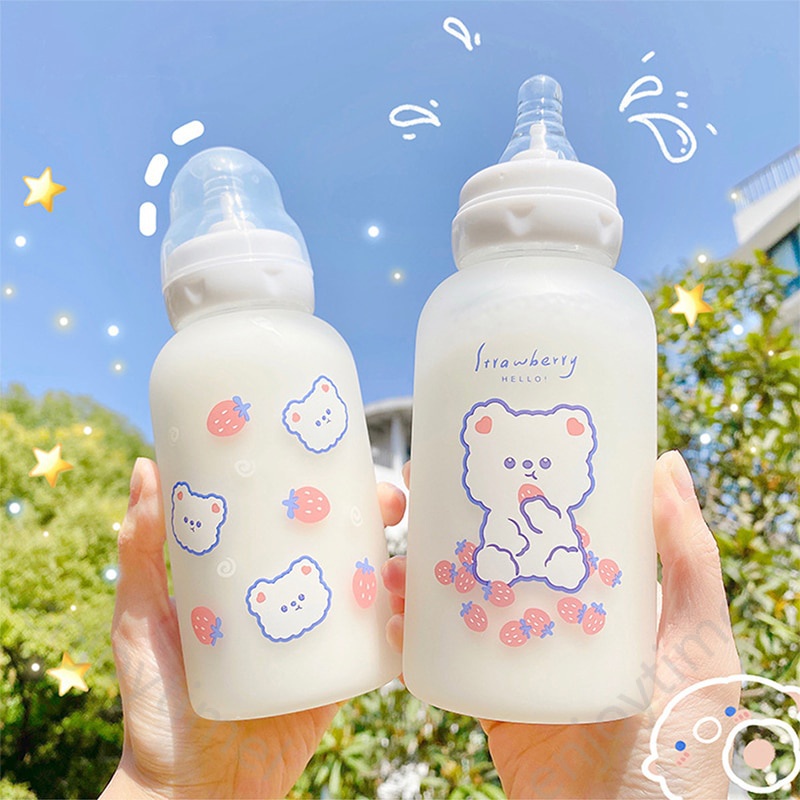 成人兒童牛奶磨砂奶瓶嬰兒奶瓶的可愛卡通草莓熊玻璃奶嘴水壺吸管杯