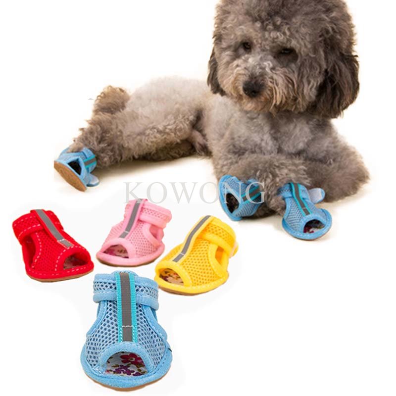 4 件裝小狗鞋戶外網眼涼鞋防滑狗鞋夏季可調節舒適鞋寵物配件