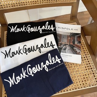 在台&Mark Gonzales What it isnt 草寫LOGO 短袖 純棉 短T 情侶款 百搭 代購
