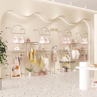 服裝店衣服展示架 童裝店不銹鋼拉絲吊架 吊頂展示架 網紅裝修效果圖