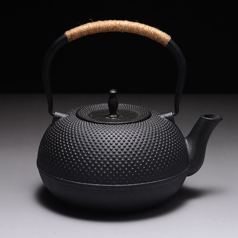 【現貨】網蟲日式極簡風鑄鐵茶壺燒水煮茶生鐵壺單壺手工養生老鐵壺煮茶器