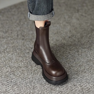 [Ruoda]法式真皮雕花切爾西短靴