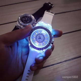 夜光時尚七彩LED發光手錶男女學生手錶 男女學生熒光石英手錶