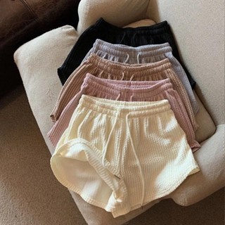 短褲女生 高腰 運動短褲 寬鬆大尺碼 夏季薄款透氣 休閒寬褲 高彈不勒 運動風 柔軟舒適 素色簡約