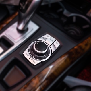 BMW 寶馬 iDrive 多媒體按鈕蓋貼 E70 E71 E60 E90 E89 E84
