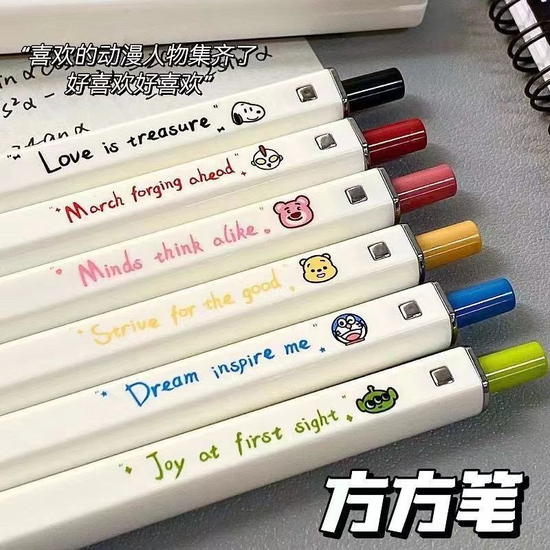 熱銷 中性筆  原子筆 簽字筆🎀小紅書同款 卡通動漫 維尼熊 史努比 哆啦A夢 奧特曼 學生 刷題方方筆 ✨ 黑筆 書