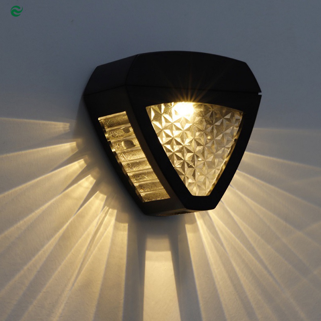 Ty 2LED 太陽能壁燈戶外太陽能庭院燈太陽能 LED 防水壁燈圍欄燈壁燈用於房屋庭院走廊別墅庭院裝飾