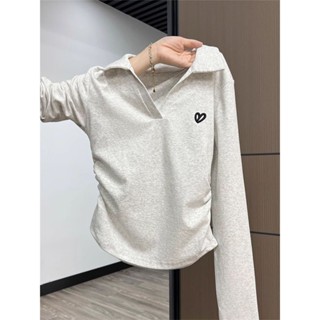 【HOT 本舖】 Polo翻領愛心刺繡長袖T恤 純棉褶皺掐腰修身上衣 純色簡約長袖T 休閒上衣 打底衫