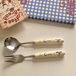 聚可愛の ins風奶油狗陶瓷手柄勺叉 家用甜品勺 卡通飯勺咖啡攪拌勺 不鏽鋼高顏值便攜餐具組