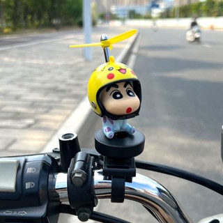 【奈奈生精選】【奈奈生精選】機車擺件 電動車擺件 新款擺件 卡通可愛擺件 蠟筆小新小黃鴨頭盔竹蜻蜓自行車可愛電動車配件機