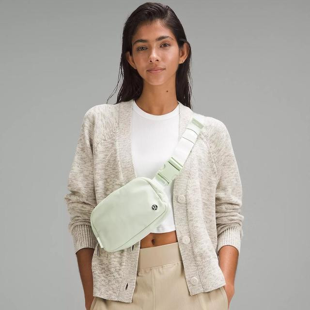 【Z-ONE】加拿大運動第一品牌 LULULEMON 9色 EVERYWHERE 1L 運動腰包