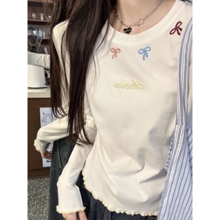 【 𝑭𝒍𝒐𝒘𝒆𝒓𝒔𝒆𝒂】刺繡蝴蝶結 內搭打底 外穿 修身 長袖T恤 女生上衣 T恤女 棉質上衣