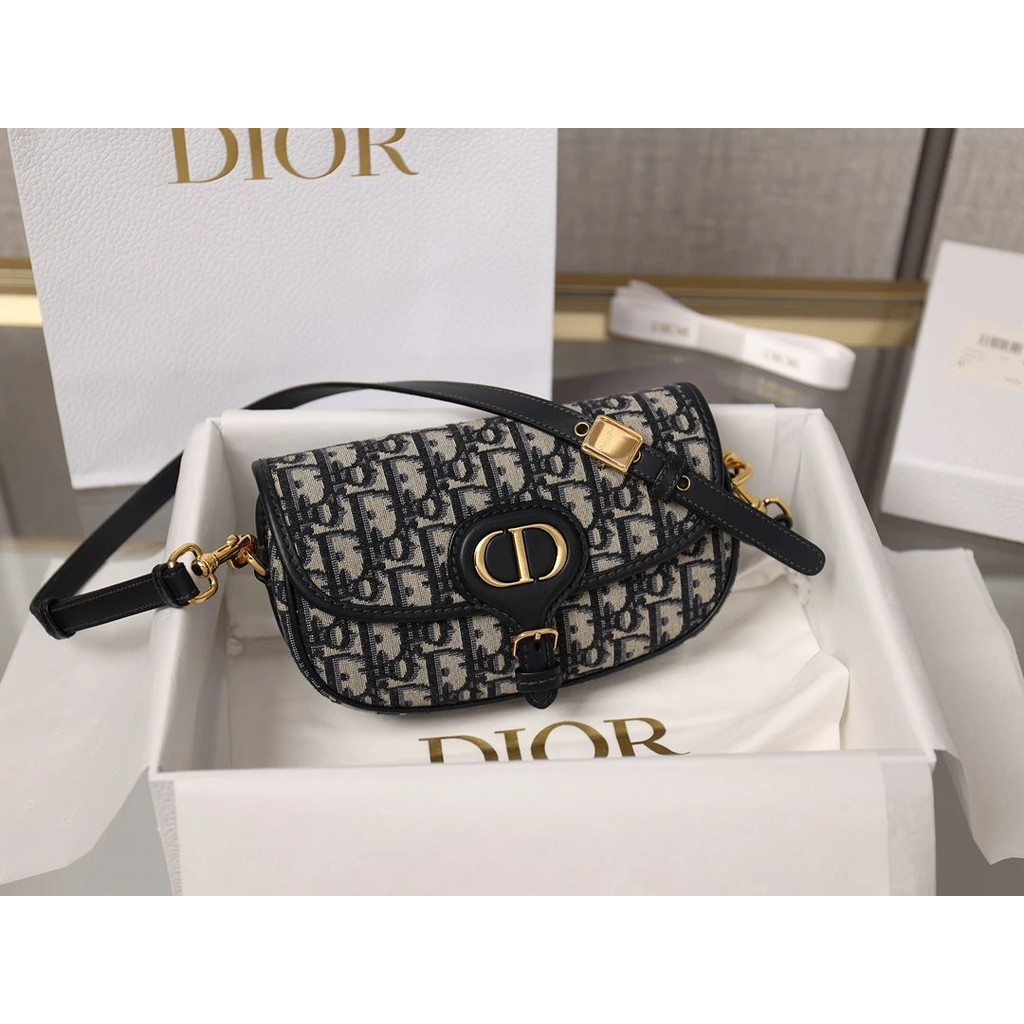 1:1DIOR Bobby EAST-WEST Oblique印花老花滿印織物新月包單肩斜背包常規女款藍色