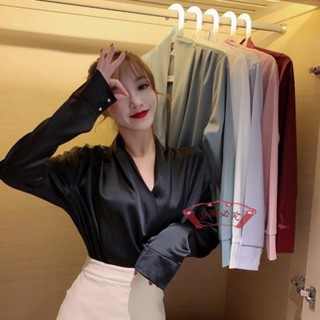 法式高階風💜2024秋裝新款設計感小眾襯衫寬鬆純色V領緞面長袖雪紡衫上衣女裝 綢緞上衣 緞面 醋酸女上衣