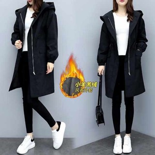 胖人刷毛加厚風衣女中長款2024冬季韓版寬鬆顯瘦連帽大尺碼藏肉外套